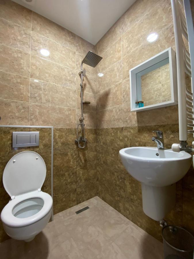 Palazzo Hotel Тбилиси Екстериор снимка