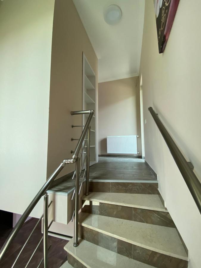 Palazzo Hotel Тбилиси Екстериор снимка